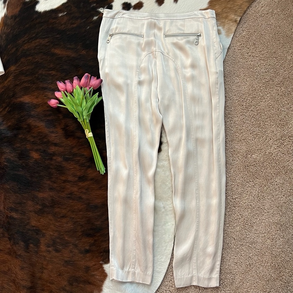 Like New- L.A.M.B.- Silky Dress Pants-S - Picture 6 of 11
